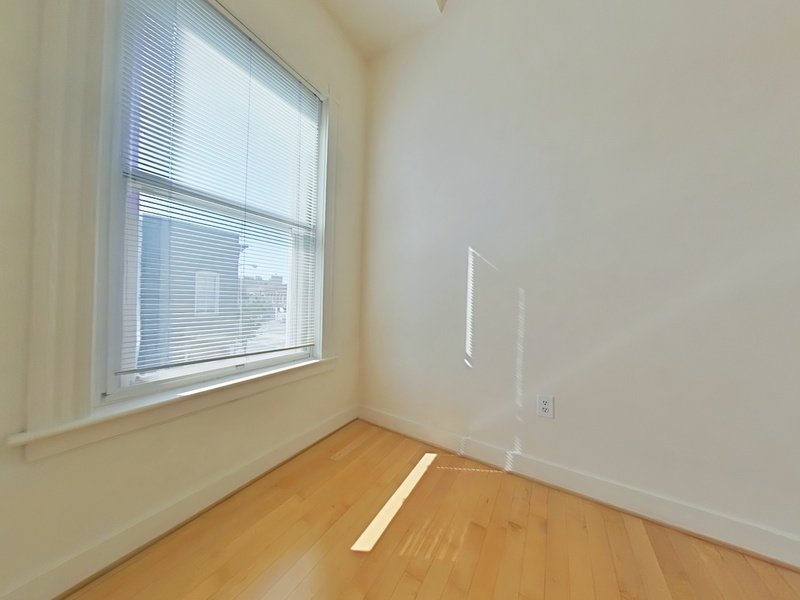 900 W Broad St - Apt 2F property image