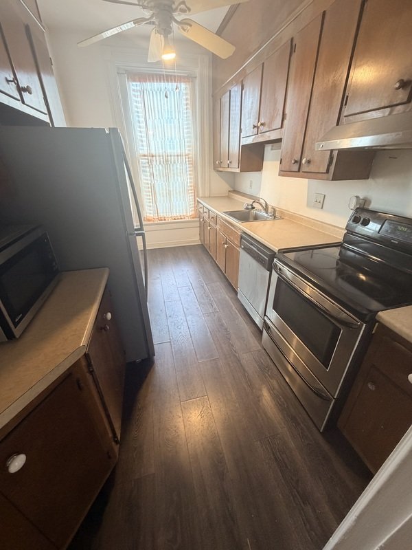 500 W Franklin St 7 property image