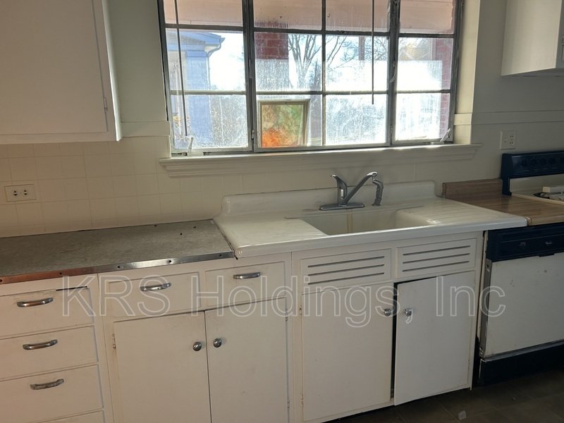Charming property image