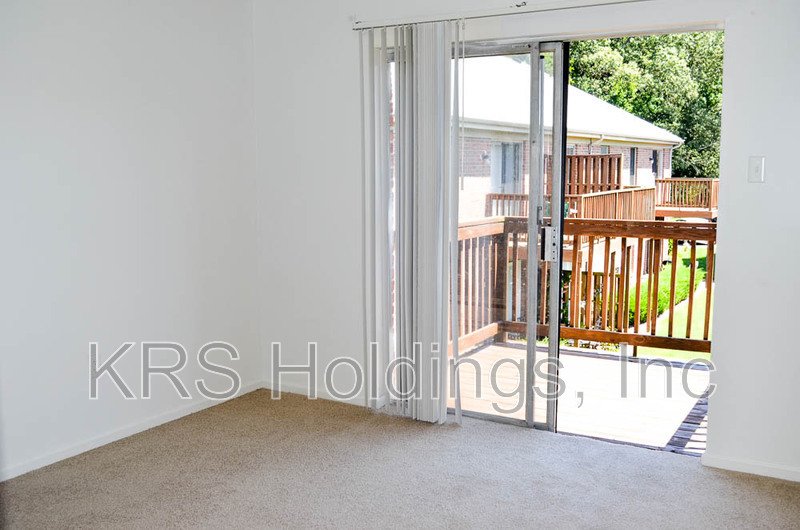 Country setting in quiet neighborhood. Close to beach, shopping, and schools. property image