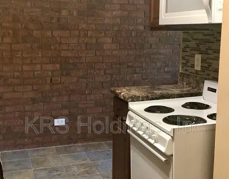 Bright property image