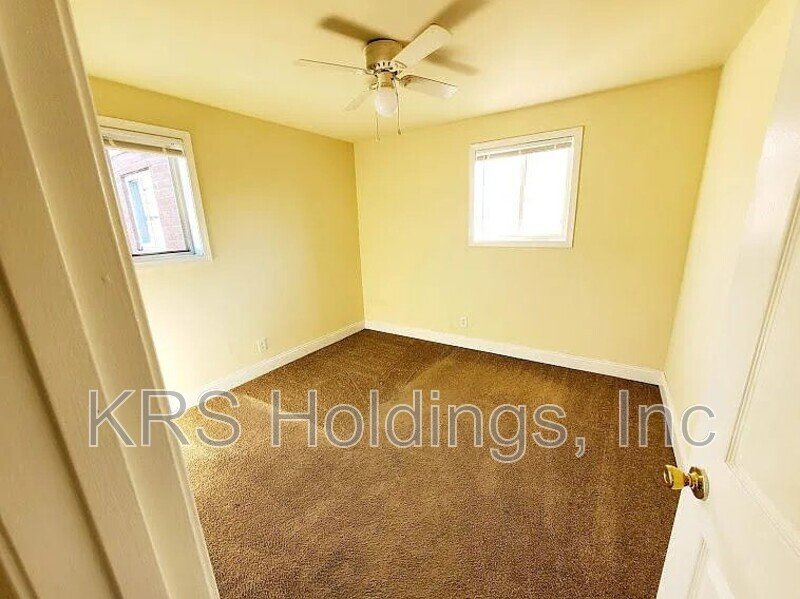 2110 Phaup ST, Unit B property image