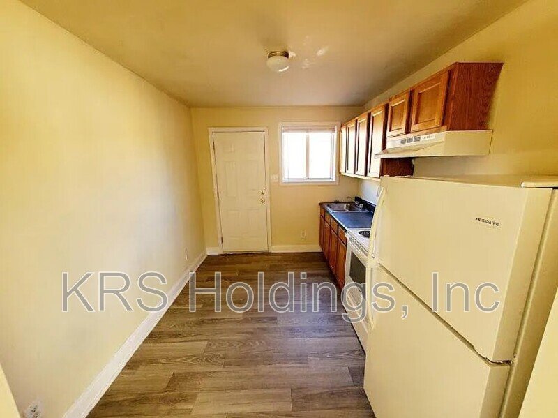 2104 Phaup st Unit B property image