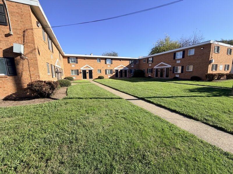 2100 Phaup St 2 bedroom property image