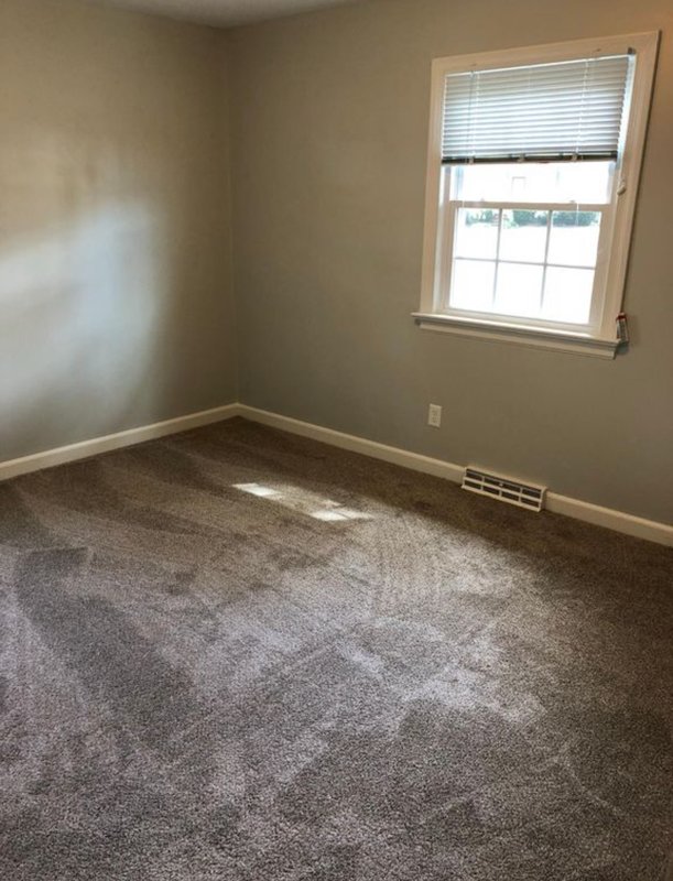 1608 Barberry Ln property image