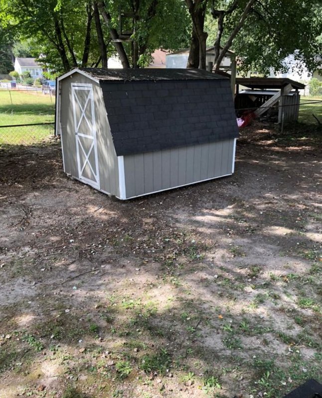 1608 Barberry Ln property image