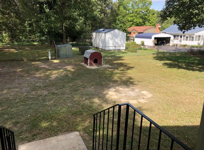 1608 Barberry Ln property image