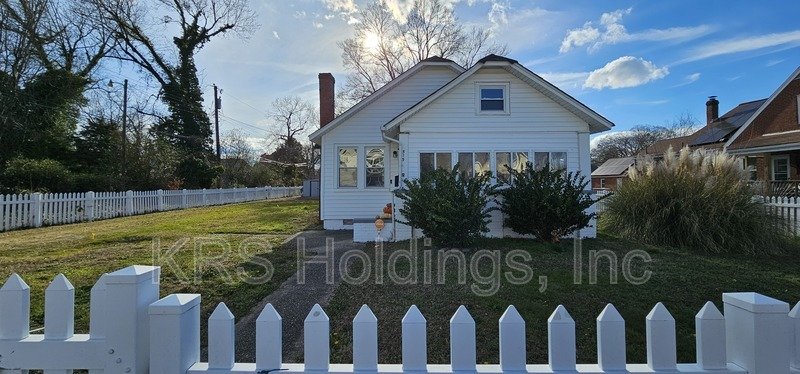 Charming property image