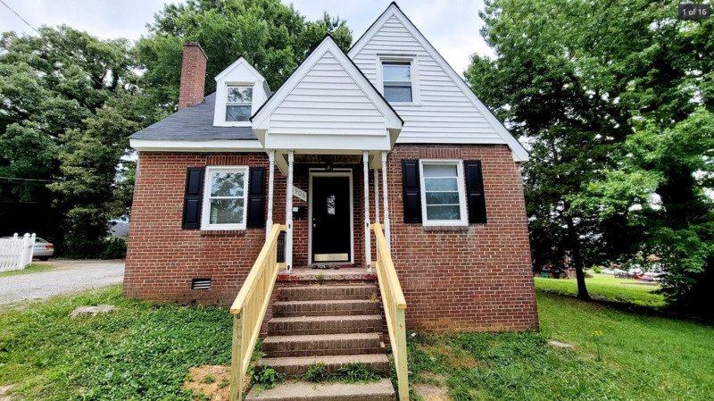 Charming property image