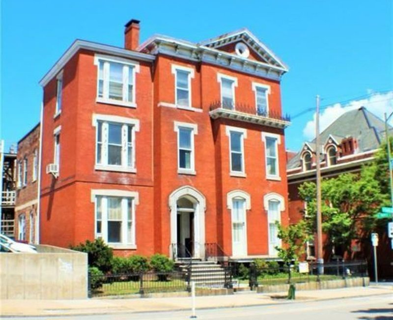 Huge 1 bedroom by Monroe Park! property image