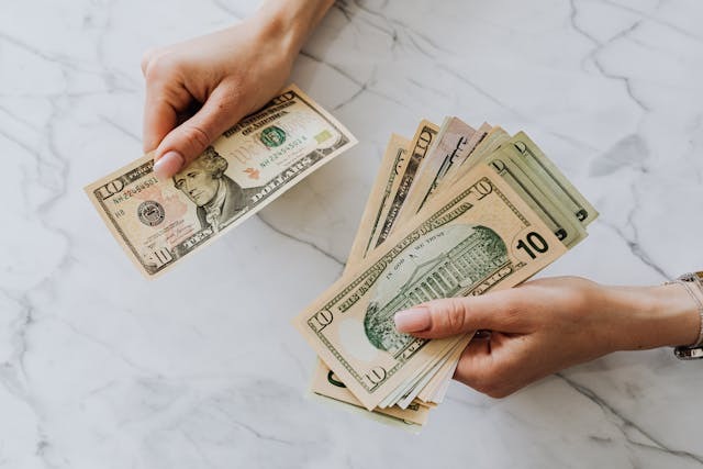 person counting money (12)